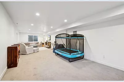 9635 S 1600 W, South Jordan, UT 84095 - Photo 23