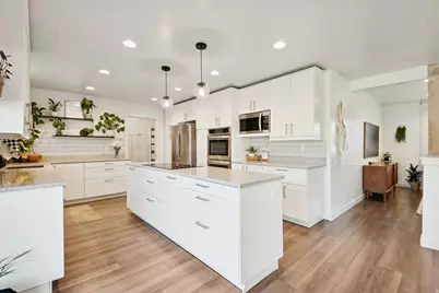 9635 S 1600 W, South Jordan, UT 84095 - Photo 3