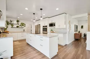 9635 S 1600 W, South Jordan, UT 84095 - Photo 3