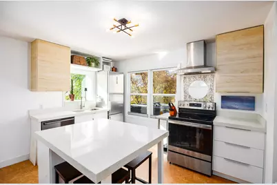 602 N De Soto St, Salt Lake City, UT 84103 - Photo 9