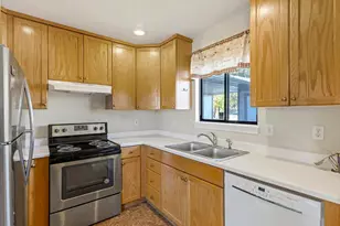 2646 W Greyhackle Ln, Taylorsville, UT 84129 - Photo 7