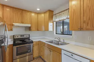 2646 W Greyhackle Ln, Taylorsville, UT 84129 - Photo 3