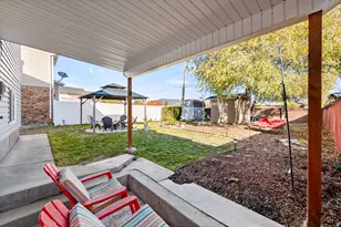 9141 S Little Creek Dr, West Jordan, UT 84088 - Photo 29