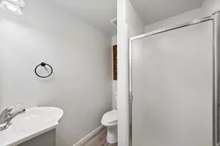 9141 S Little Creek Dr, West Jordan, UT 84088 - Photo 21