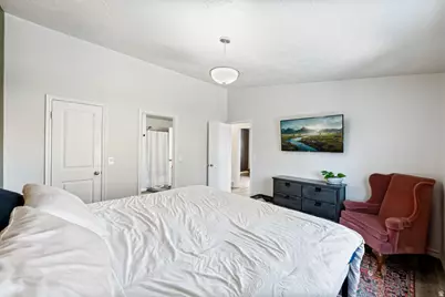 9141 S Little Creek Dr, West Jordan, UT 84088 - Photo 15