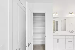 5477 N Saddle Stone Dr, Eagle Mountain, UT 84005 - Photo 17