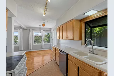 1815 E Hillcrest Ave, Salt Lake City, UT 84106 - Photo 13