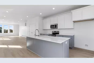 1479 N 1875 W #161, Layton, UT 84041 - Photo 7