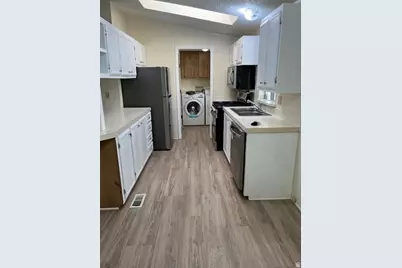 4636 Carmellia Dr, Salt Lake City, UT 84123 - Photo 17