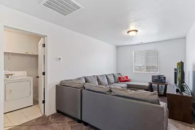 4276 W 6025 S, Roy, UT 84067 - Photo 15