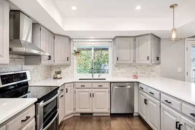 2009 N 150 E, Centerville, UT 84014 - Photo 3