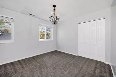 2009 N 150 E, Centerville, UT 84014 - Photo 15