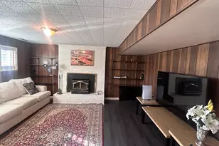 547 E Pioneer Ave, Sandy, UT 84070 - Photo 17