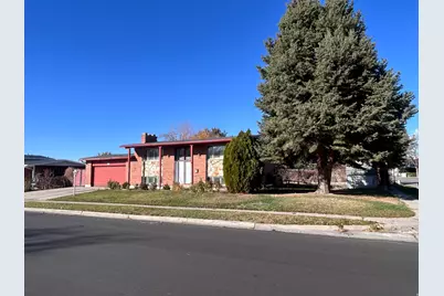 547 E Pioneer Ave, Sandy, UT 84070 - Photo 3