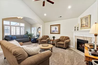 9252 S 2040 W #D, West Jordan, UT 84088 - Photo 5