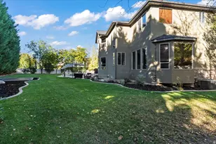 3376 W Water Crescent Pl, South Jordan, UT 84095 - Photo 9