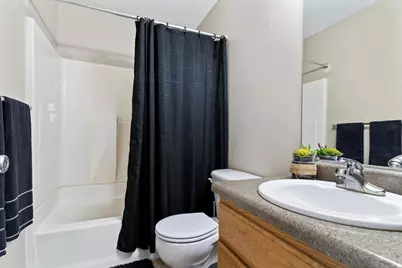 518 S 450 E, Clearfield, UT 84015 - Photo 17