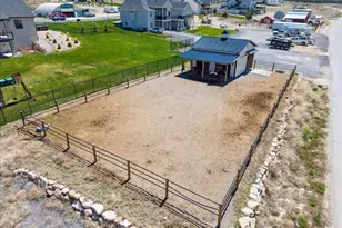 6433 N Glenmar Way E, Eagle Mountain, UT 84005 - Photo 9