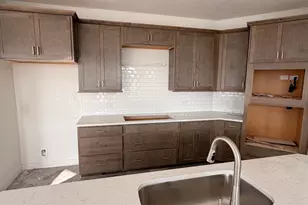 1177 W Mahogany St, Saratoga Springs, UT 84045 - Photo 3