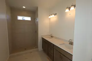 1177 W Mahogany St, Saratoga Springs, UT 84045 - Photo 9