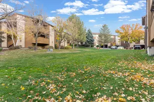 662 W Jefferson Cv, Sandy, UT 84070 - Photo 21