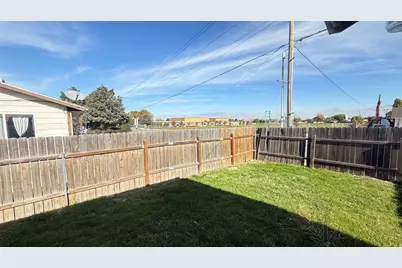 4812 S Westpont Dr W, West Valley, UT 84120 - Photo 11