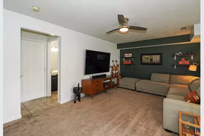 5553 S Edgeberry Dr, Murray, UT 84123 - Photo 17