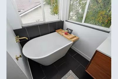 5553 S Edgeberry Dr, Murray, UT 84123 - Photo 25