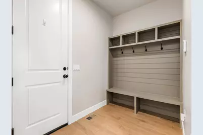 8043 S Ambrosia Ln W, West Jordan, UT 84081 - Photo 23