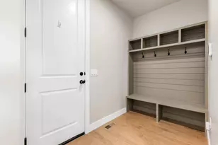 8043 S Ambrosia Ln W, West Jordan, UT 84081 - Photo 23