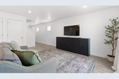 477 N Scuttlebutt Ln, Saratoga Springs, UT 84045 - Photo 5