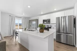 477 N Scuttlebutt Ln, Saratoga Springs, UT 84045 - Photo 11