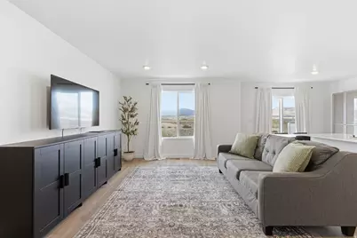 477 N Scuttlebutt Ln, Saratoga Springs, UT 84045 - Photo 3