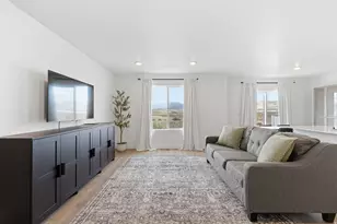 477 N Scuttlebutt Ln, Saratoga Springs, UT 84045 - Photo 3