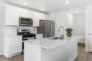 477 N Scuttlebutt Ln, Saratoga Springs, UT 84045 - Photo 3