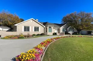 2286 W Williamsburg Circle, West Jordan, UT 84088 - Photo 1