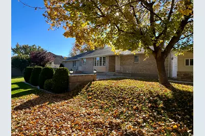 2286 W Williamsburg Cir, West Jordan, UT 84088 - Photo 19