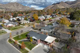 2402 E Beacon Dr, Salt Lake City, UT 84108 - Photo 39