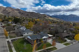 2402 E Beacon Dr, Salt Lake City, UT 84108 - Photo 37