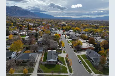 2402 E Beacon Dr, Salt Lake City, UT 84108 - Photo 49