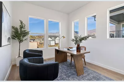 1305 E Larkspur Way, Layton, UT 84040 - Photo 19