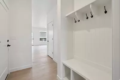 1061 W Mahogany St, Saratoga Springs, UT 84045 - Photo 11