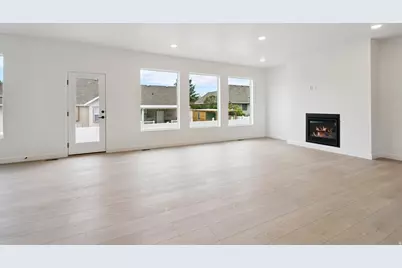 1161 W Mahogany St, Saratoga Springs, UT 84045 - Photo 9