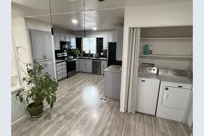 1130 Carmellia Dr #20, Salt Lake City, UT 84123 - Photo 17