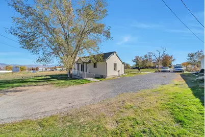 614 Hwy 138, Grantsville, UT 84029 - Photo 21