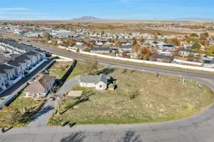 614 Hwy 138, Grantsville, UT 84029 - Photo 27