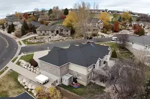 5698 S 1150 E, South Ogden, UT 84405 - Photo 5