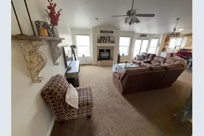 5698 S 1150 E, South Ogden, UT 84405 - Photo 11