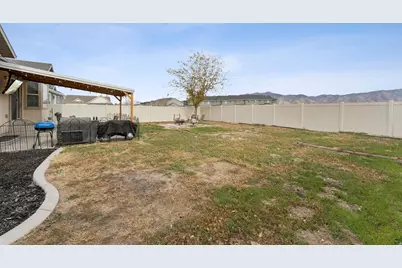 792 N 630 W, Tooele, UT 84074 - Photo 35
