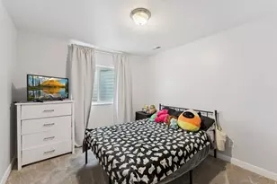 792 N 630 W, Tooele, UT 84074 - Photo 25